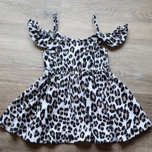 Cold Shoulder Animal Print Dreas